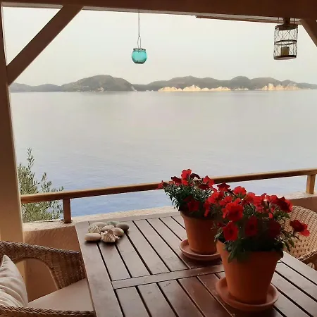 Cavos - Loft In Assos With Amazing View 아소스