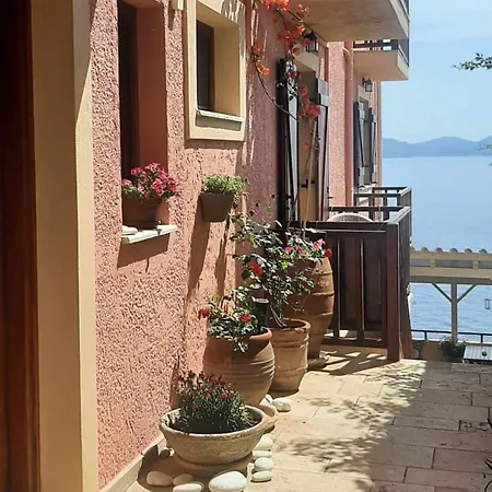 아파트 Cavos - Loft In Assos With Amazing View