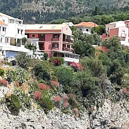 Cavos - Loft In Assos With Amazing View * 아소스